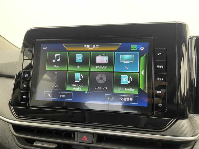 日産 ノート X 富山県 2021(令3)年 1.3万km ピュアホワイトパール 純正ナビ　/バックカメラ　/ビルトインＥＴＣ２．０　/ドライブレコーダー　/セーフティシステムプラス　/レーダークルーズコントロール/オートハイビーム