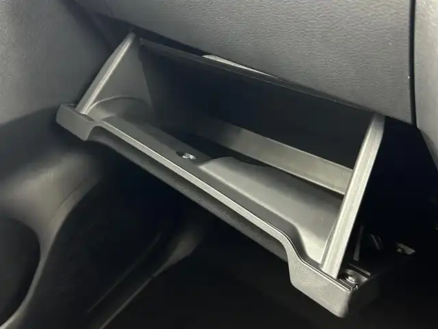 三菱 デリカミニ T プレミアム 大阪府 2025(令7)年 0.1千km ベージュⅡ e-Assist/　・衝突軽減ブレーキ/　・踏み間違い防止アシスト/　・車線逸脱警報機能/　・車線逸脱防止機能/　・オートマチックハイビーム/　・先行車発進お知らせ機能/　・標識認識機能/　・レーダークルーズコントロール/純正ディスプレイオーディオ/　（Bluetooth/USB）/アラウンドビューモニター/両側パワースライドドア/ハーフレザーシート/シートヒーター/LEDヘッドライト/フォグランプ/純正15インチアルミホイール/デジタルインナーミラー/スマートキー