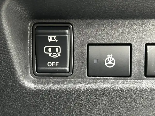 三菱 デリカミニ T プレミアム 大阪府 2025(令7)年 0.1千km ベージュⅡ e-Assist/　・衝突軽減ブレーキ/　・踏み間違い防止アシスト/　・車線逸脱警報機能/　・車線逸脱防止機能/　・オートマチックハイビーム/　・先行車発進お知らせ機能/　・標識認識機能/　・レーダークルーズコントロール/純正ディスプレイオーディオ/　（Bluetooth/USB）/アラウンドビューモニター/両側パワースライドドア/ハーフレザーシート/シートヒーター/LEDヘッドライト/フォグランプ/純正15インチアルミホイール/デジタルインナーミラー/スマートキー