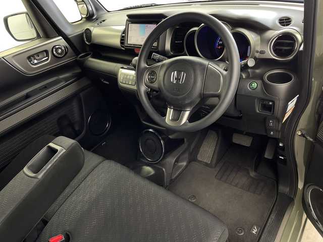 ホンダ Ｎ ＢＯＸ スラッシュ G Lパッケージ 鹿児島県 2016(平28)年 4.5万km アッシュグリーンメタリック ワンオーナー/純正ナビ/（AM/FM/CD/DVD/Bluetooth/フルセグ）/バックカメラ/ビルトインETC/ステアリングリモコン/電子パーキング/電格ミラー/純正フロアマット/サウンドマッピングシステム/横滑り防止装置/チップアップシート/ヘッドライトレベライザー/保証書/取扱説明書