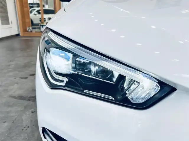 メルセデス・ベンツ ＣＬＡ２００ｄ Sブレーク AMGライン 大阪府 2021(令3)年 4.3万km ポーラホワイト レーダーセーフティP/純正ナビ/ＴＶ/バックカメラ/純正18インチＡＷ/ＬＥＤヘッドライト/アンビエントライト/ＡＣＣ/ブラインドスポット/電動リアゲート/クリアランスソナー/ワイヤレス充電/ハーフ革/メモリ付きパワーシート/シートヒーター