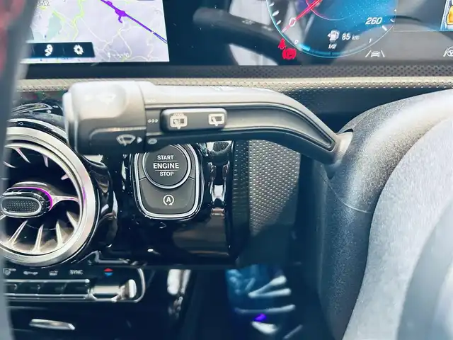 メルセデス・ベンツ ＣＬＡ２００ｄ Sブレーク AMGライン 大阪府 2021(令3)年 4.3万km ポーラホワイト レーダーセーフティP/純正ナビ/ＴＶ/バックカメラ/純正18インチＡＷ/ＬＥＤヘッドライト/アンビエントライト/ＡＣＣ/ブラインドスポット/電動リアゲート/クリアランスソナー/ワイヤレス充電/ハーフ革/メモリ付きパワーシート/シートヒーター