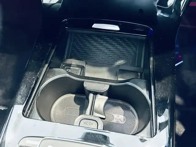 メルセデス・ベンツ ＣＬＡ２００ｄ Sブレーク AMGライン 大阪府 2021(令3)年 4.3万km ポーラホワイト レーダーセーフティP/純正ナビ/ＴＶ/バックカメラ/純正18インチＡＷ/ＬＥＤヘッドライト/アンビエントライト/ＡＣＣ/ブラインドスポット/電動リアゲート/クリアランスソナー/ワイヤレス充電/ハーフ革/メモリ付きパワーシート/シートヒーター