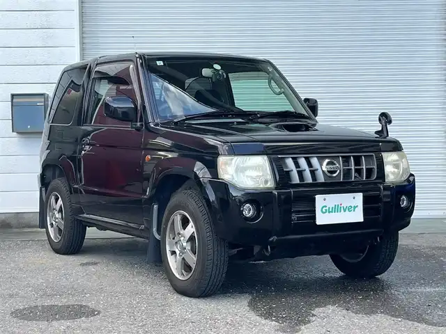 日産 キックス RX 高知県 2009(平21)年 8.9万km ブラック 社外ナビ/　Bluetooth/フルセグ/　CD/DVD/AM/FM/ドライブレコーダー/4WD/純正フロアマット/純正15インチアルミホイール/シートヒーター/背面タイヤ/IC付きターボ/ハロゲンヘッドライト/運転席＋助手席エアバック/ABS/盗難防止装置/保証書/記録簿/取扱説明書