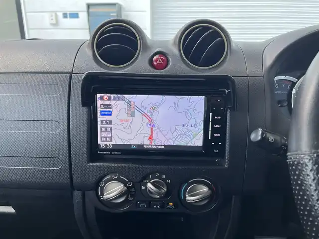 日産 キックス RX 高知県 2009(平21)年 8.9万km ブラック 社外ナビ/　Bluetooth/フルセグ/　CD/DVD/AM/FM/ドライブレコーダー/4WD/純正フロアマット/純正15インチアルミホイール/シートヒーター/背面タイヤ/IC付きターボ/ハロゲンヘッドライト/運転席＋助手席エアバック/ABS/盗難防止装置/保証書/記録簿/取扱説明書