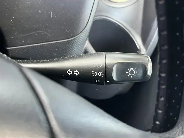 日産 キックス RX 高知県 2009(平21)年 8.9万km ブラック 社外ナビ/　Bluetooth/フルセグ/　CD/DVD/AM/FM/ドライブレコーダー/4WD/純正フロアマット/純正15インチアルミホイール/シートヒーター/背面タイヤ/IC付きターボ/ハロゲンヘッドライト/運転席＋助手席エアバック/ABS/盗難防止装置/保証書/記録簿/取扱説明書