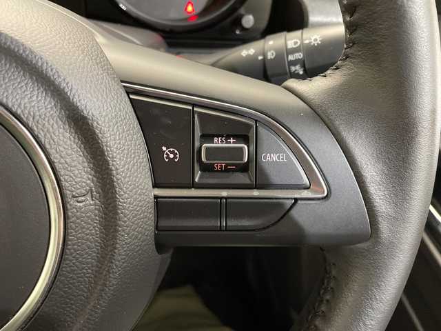 スズキ ジムニー シエラ JC 愛媛県 2024(令6)年 0.6万km ピュアホワイトP 衝突被害軽減システム　ドライブレコーダー　シートヒーター　ダウンヒルアシストコントロール　クルーズコントロール　ヘッドライトウォッシャー　純正１５インチアルミホイール　純正フロアマット　禁煙車