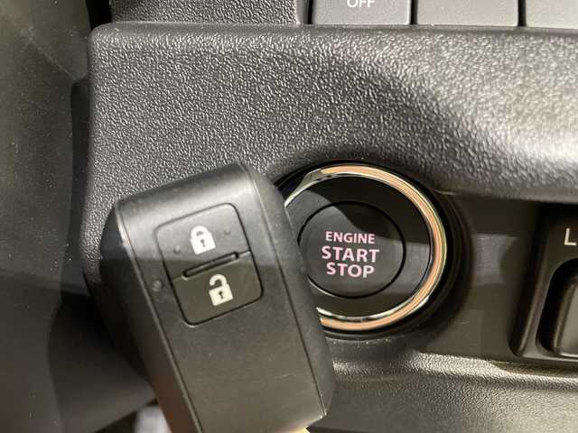 スズキ ジムニー シエラ JC 愛媛県 2024(令6)年 0.6万km ピュアホワイトP 衝突被害軽減システム　ドライブレコーダー　シートヒーター　ダウンヒルアシストコントロール　クルーズコントロール　ヘッドライトウォッシャー　純正１５インチアルミホイール　純正フロアマット　禁煙車