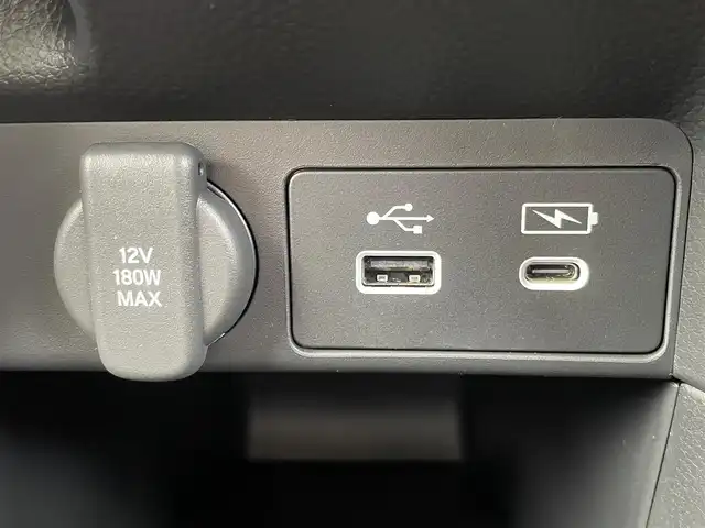 ホンダ ステップワゴン スパーダ eHEV 東京都 2025(令7)年 0.1千km プラチナホワイトパール 登録済未使用車/純正11.4インチナビ/バックカメラ/両側パワースライドドア/パワーテールゲート/レザーシート/シートヒーター/オットマン/パドルシフト/ホンダセンシング/衝突軽減ブレーキ/レーンキープアシスト/レーダークルーズコントロール/ブラインドスポットモニター/コーナーセンサー/LEDヘッドライト/スマートキー