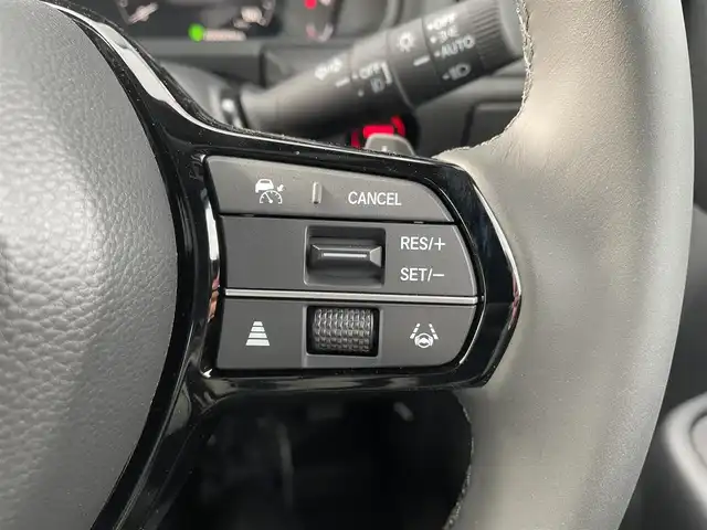 ホンダ ステップワゴン スパーダ eHEV 東京都 2025(令7)年 0.1千km プラチナホワイトパール 登録済未使用車/純正11.4インチナビ/バックカメラ/両側パワースライドドア/パワーテールゲート/レザーシート/シートヒーター/オットマン/パドルシフト/ホンダセンシング/衝突軽減ブレーキ/レーンキープアシスト/レーダークルーズコントロール/ブラインドスポットモニター/コーナーセンサー/LEDヘッドライト/スマートキー