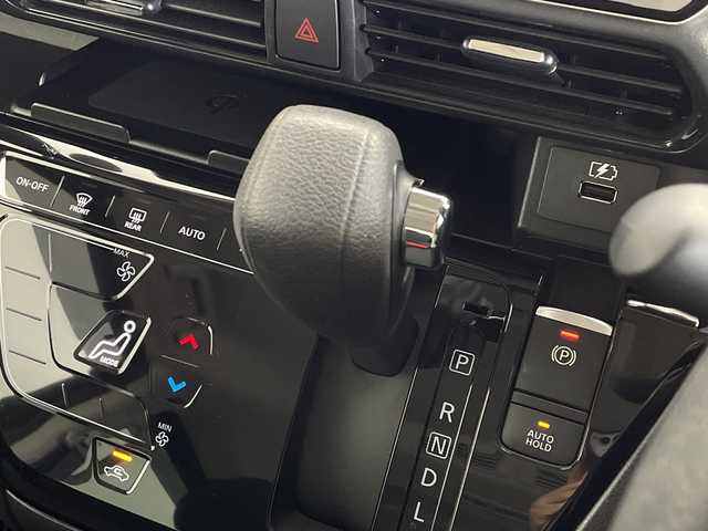 日産 ルークス HWS X プロパイロットED 鹿児島県 2023(令5)年 1.4万km ブラック 純正ナビ/（BT/フルセグTV）/プロパイロット/アラウンドビューモニター/ワイヤレス充電/両側パワースライドドア/エマージェンシーブレーキ/レーンキープアシスト/オートライト/ドライブレコーダー/スマートキー/プッシュスタート/純正アルミホイール