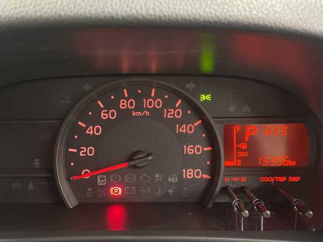 トヨタ パッソ X Lパッケージ 神奈川県 2022(令4)年 1.4万km キナコメタリック 純正SDナビゲーション【NSCN-W68】/AM FM ワンセグ Bluetooth CD　DVD　AUX　SD /バックカメラ/トヨタセーフティセンス/ETC/ドライブレコーダー/純正フロアマット/スマートキー/ハロゲンヘッドライト/オートライト/オートマチックハイビーム/ドアバイザー/クリアランスソナー/横滑り防止装置/衝突被害軽減システム/アイドリングストップ