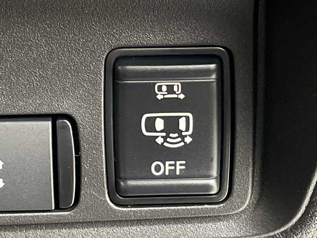 日産 セレナ e－パワー ハイウェイスター V 群馬県 2025(令7)年 0.1千km プリズムホワイト 登録済未使用車　純正１２．３型ナビ　全周囲カメラ　プロパイロット　電子ミラー　ワイヤレス充電器　両側電動スライドドア　アダプティブオートマチックハイビーム　衝突被害軽減ブレーキ　レーンアシスト　禁煙車