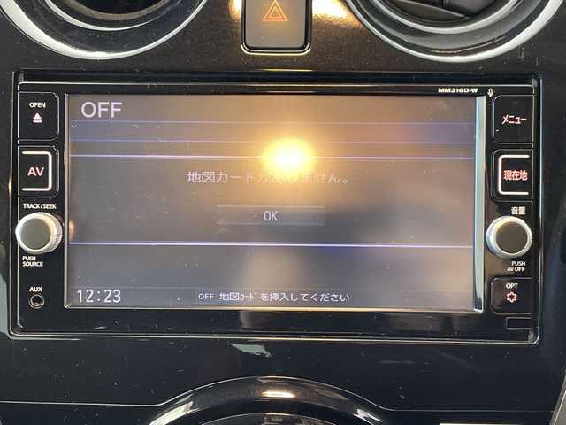 日産 ノート e－パワー X モード・プレミア 群馬県 2017(平29)年 3.9万km ギャラクシーゴールド 純正７インチＳＤナビ　デジタルインナーミラー　純正ドライブレコーダー　ＥＴＣ　エマージェンシーブレーキ　ステアリングスイッチ　ＬＥＤヘッドライト　フォグライト　スマートキー　プッシュスタート　禁煙車