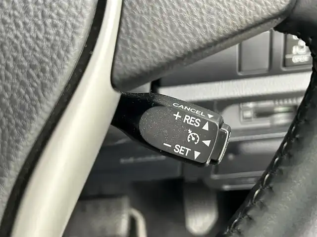 トヨタ ノア Si ダブルバイビーⅡ 福岡県 2020(令2)年 1.9万km ホワイトパールクリスタルシャイン 後席モニター　/純正９型ナビ（フルセグＴＶ）　/バックカメラ　/ビルトインＥＴＣ　/クルーズコントロール　/衝突被害軽減ブレーキ　/レーンキープ　/ＰＫＳＢ　/先行車発進お知らせ　/ＭＴモード付き　/両側電動スライドドア
