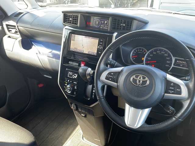 トヨタ タンク カスタムG－T 埼玉県 2017(平29)年 3.4万km パールホワイトⅢ ワンオーナー/Toyota Safety Sense /プリクラッシュ/レーンアシスト/コーナーセンサー/クルーズコントロール/純正ナビ/・AM/FM/CD/DVD/BT/ワンセグTV/ビルトインETC/両側パワースライドドア/後席用フリップダウンモニター/LEDヘッドライト/フォグランプ/前方ドライブレコーダー/プッシュスタート/スマートキー/保証書/取扱説明書