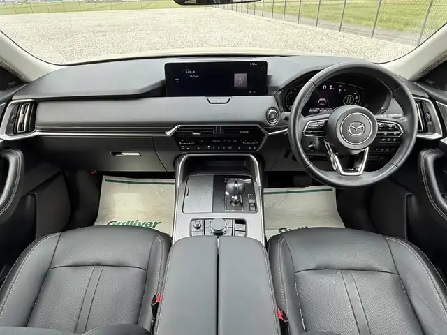 マツダ ＣＸ－６０ XD Lパッケージ 香川県 2023(令5)年 3.3万km プラチナクォーツメタリック 4WD/パノラマサンルーフ/純正12型センターディスプレイ/・BT/AM/FM//・AppleCarPlay、AndroidAuto対応/ハンズフリーパワーバックドア/360度ビューモニター/ビルトインETC/セルスタードライブレコーダー/レーダークルーズコントロール/パーキングセンサー/ヒルディセントコントロール/スマートブレーキサポート/誤発進抑制制御/車線逸脱警報システム/降車支援機能付ブラインドスポットモニタリング/レーンキープアシストシステム/緊急時車線維持支援/接近車両検知(前後)/交通標識認識システム/ドライバー異常時対応システム/アクティブドライビングディスプレイ/ターボ/アダプティブLEDヘッドランプ/本革巻きステアリング/ステアリングヒーター/パドルシフト/ブラック革シート/全席シートヒーター/前席パワーシート/BOSEサウンドシステム/純正20インチアルミホイール/アドバンストキーレスエントリーシステム/禁煙車