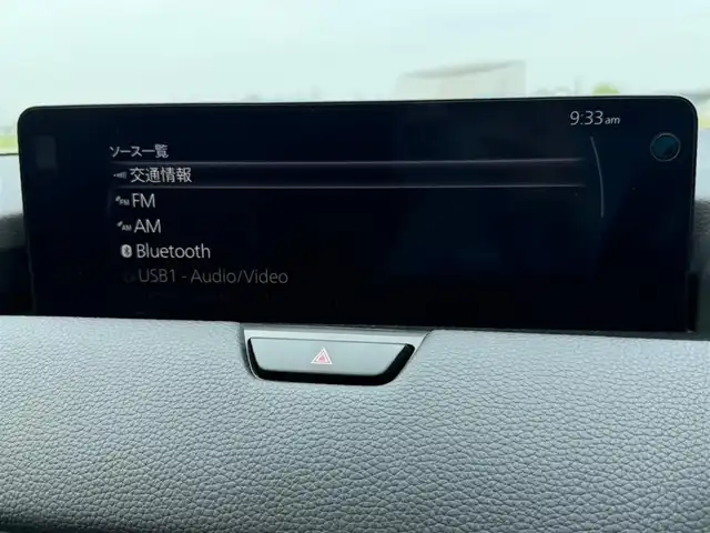 マツダ ＣＸ－６０ XD Lパッケージ 香川県 2023(令5)年 3.3万km プラチナクォーツメタリック 4WD/パノラマサンルーフ/純正12型センターディスプレイ/・BT/AM/FM//・AppleCarPlay、AndroidAuto対応/ハンズフリーパワーバックドア/360度ビューモニター/ビルトインETC/セルスタードライブレコーダー/レーダークルーズコントロール/パーキングセンサー/ヒルディセントコントロール/スマートブレーキサポート/誤発進抑制制御/車線逸脱警報システム/降車支援機能付ブラインドスポットモニタリング/レーンキープアシストシステム/緊急時車線維持支援/接近車両検知(前後)/交通標識認識システム/ドライバー異常時対応システム/アクティブドライビングディスプレイ/ターボ/アダプティブLEDヘッドランプ/本革巻きステアリング/ステアリングヒーター/パドルシフト/ブラック革シート/全席シートヒーター/前席パワーシート/BOSEサウンドシステム/純正20インチアルミホイール/アドバンストキーレスエントリーシステム/禁煙車