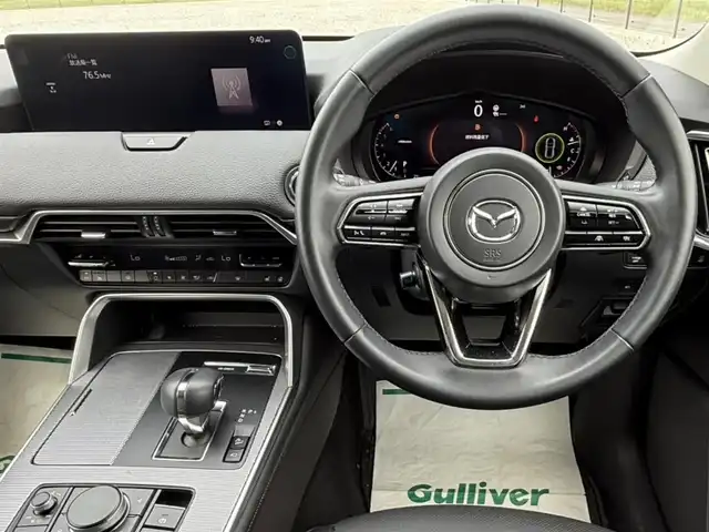 マツダ ＣＸ－６０ XD Lパッケージ 香川県 2023(令5)年 3.3万km プラチナクォーツメタリック 4WD/パノラマサンルーフ/純正12型センターディスプレイ/・BT/AM/FM//・AppleCarPlay、AndroidAuto対応/ハンズフリーパワーバックドア/360度ビューモニター/ビルトインETC/セルスタードライブレコーダー/レーダークルーズコントロール/パーキングセンサー/ヒルディセントコントロール/スマートブレーキサポート/誤発進抑制制御/車線逸脱警報システム/降車支援機能付ブラインドスポットモニタリング/レーンキープアシストシステム/緊急時車線維持支援/接近車両検知(前後)/交通標識認識システム/ドライバー異常時対応システム/アクティブドライビングディスプレイ/ターボ/アダプティブLEDヘッドランプ/本革巻きステアリング/ステアリングヒーター/パドルシフト/ブラック革シート/全席シートヒーター/前席パワーシート/BOSEサウンドシステム/純正20インチアルミホイール/アドバンストキーレスエントリーシステム/禁煙車