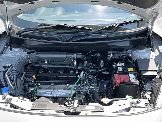 スズキ スイフト HYBRID MG 山口県 2022(令4)年 1.5万km スターシルバーメタリック レーダークルーズコントロール/ビルトインETC/純正フロアマット/オートライト/運転席シートヒーター/パーキングアシスト/アイドリングストップ/スマートキー/スペアキー/プッシュスタート/デュアルカメラブレーキサポート/横滑り防止装置/レーンキープアシスト/盗難防止装置