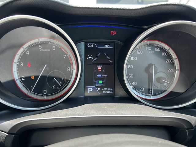 スズキ スイフト HYBRID MG 山口県 2022(令4)年 1.5万km スターシルバーメタリック レーダークルーズコントロール/ビルトインETC/純正フロアマット/オートライト/運転席シートヒーター/パーキングアシスト/アイドリングストップ/スマートキー/スペアキー/プッシュスタート/デュアルカメラブレーキサポート/横滑り防止装置/レーンキープアシスト/盗難防止装置