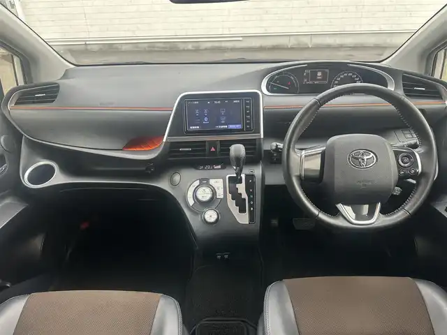 トヨタ シエンタ ハイブリッド G クエロ 岐阜県 2019(平31)年 5.8万km ホワイトパールクリスタルシャイン トヨタセーフティセンス/プリクラッシュセーフティシステム/オートマチックハイビーム/車線逸脱警報/純正ナビ/フルセグTV/Bluetooth/両側パワースライドドア/12.1インチフリップダウンモニター/クルーズコントロール/ビルトインETC/ハーフレザー/プッシュスタート/スマートキー/保証書/スペアキー