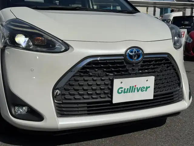 トヨタ シエンタ ハイブリッド G クエロ 千葉県 2019(平31)年 5.8万km ホワイトパールクリスタルシャイン トヨタセーフティセンス/プリクラッシュセーフティシステム/オートマチックハイビーム/車線逸脱警報/純正ナビ/フルセグTV/Bluetooth/両側パワースライドドア/12.1インチフリップダウンモニター/クルーズコントロール/ビルトインETC/ハーフレザー/プッシュスタート/スマートキー/保証書/スペアキー