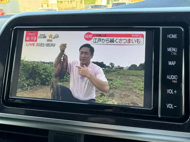 トヨタ シエンタ ハイブリッド G クエロ 千葉県 2019(平31)年 5.8万km ホワイトパールクリスタルシャイン トヨタセーフティセンス/プリクラッシュセーフティシステム/オートマチックハイビーム/車線逸脱警報/純正ナビ/フルセグTV/Bluetooth/両側パワースライドドア/12.1インチフリップダウンモニター/クルーズコントロール/ビルトインETC/ハーフレザー/プッシュスタート/スマートキー/保証書/スペアキー