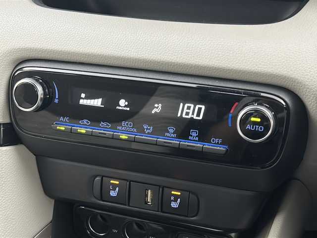 トヨタ ヤリス ハイブリッド Z 宮城県 2020(令2)年 3.2万km ホワイトパールクリスタルシャイン ワンオーナー/Toyota Safety Sense/・プリクラッシュセーフティ	/・レーントレーシングアシスト	/・レーダークルーズコントロール	/・オートマチックハイビーム	/社外ダウンサス/純正8型DA/・USB.BT.Miracast/バックカメラ/三眼LEDヘッドライト/ビルトインETC/アイドリングストップ/横滑り防止装置/プッシュスタート/スマートキー/ヘッドライトレベライザー/モデリスタ15inAW/冬タイヤ積込スチール(175/70/14)/社外フロアマット