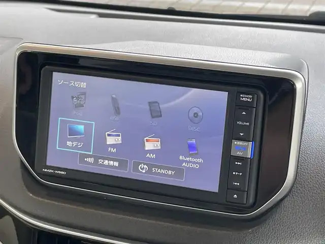 ダイハツ ムーヴ X SAⅢ 静岡県 2019(令1)年 6万km ファイアークォーツレッドM ４ＷＤ車/衝突軽減Ｂ　/オートハイビーム /リアセンサー /純正ナビ　/地デジ　/Ｂカメラ　/ステアリングスイッチ/運転席シートヒーター　　/社外１４インチＡＷ　/ＩＳＦＩＸ　/スマートキー　/スペアキー　/保証書　/取説