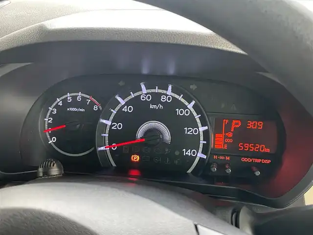 ダイハツ ムーヴ X SAⅢ 静岡県 2019(令1)年 6万km ファイアークォーツレッドM ４ＷＤ車/衝突軽減Ｂ　/オートハイビーム /リアセンサー /純正ナビ　/地デジ　/Ｂカメラ　/ステアリングスイッチ/運転席シートヒーター　　/社外１４インチＡＷ　/ＩＳＦＩＸ　/スマートキー　/スペアキー　/保証書　/取説