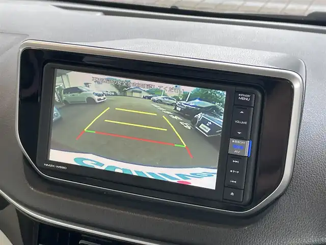 ダイハツ ムーヴ X SAⅢ 静岡県 2019(令1)年 6万km ファイアークォーツレッドM ４ＷＤ車/衝突軽減Ｂ　/オートハイビーム /リアセンサー /純正ナビ　/地デジ　/Ｂカメラ　/ステアリングスイッチ/運転席シートヒーター　　/社外１４インチＡＷ　/ＩＳＦＩＸ　/スマートキー　/スペアキー　/保証書　/取説