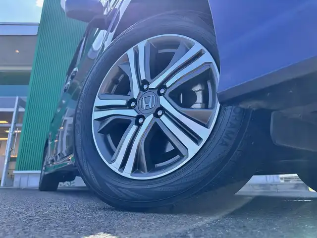 ホンダ ステップワゴン スパーダ ハイブリッド G ホンダセンシング 宮城県 2018(平30)年 5.7万km オブシダンブルーパール ホンダセンシング/●衝突軽減ブレーキ〈CMBS〉/●誤発進抑制機能/●歩行者事故低減ステアリング/●路外逸脱抑制機能/●渋滞追従機能付ACC〈アダプティブ・クルーズ・コントロール〉/●LKAS〈車線維持支援システム〉/●先行車発進お知らせ機能/●標識認識機能/純正ナビ（VXM-194VFi）/・CD/DVD/・Bluetooth/・フルセグTV/バックカメラ/ビルトインETC/ドライブレコーダー/両側パワースライドドア/革巻きステアリング/ステアリングスイッチ/電動パーキングブレーキ/ブレーキホールド/LEDヘッドランプ/フォグランプ/オートライト/スマートキー＆プッシュスタート/電動格納ミラー/フロント・フルオートエアコンディショナー＋リア・マニュアルクーラー/純正16インチAW/純正フロアマット/ドアバイザー/Wエアバッグ