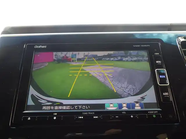 ホンダ ステップワゴン スパーダ ハイブリッド G ホンダセンシング 千葉県 2018(平30)年 5.7万km オブシダンブルーパール ホンダセンシング/●衝突軽減ブレーキ〈CMBS〉/●誤発進抑制機能/●歩行者事故低減ステアリング/●路外逸脱抑制機能/●渋滞追従機能付ACC〈アダプティブ・クルーズ・コントロール〉/●LKAS〈車線維持支援システム〉/●先行車発進お知らせ機能/●標識認識機能/純正ナビ（VXM-194VFi）/・CD/DVD/・Bluetooth/・フルセグTV/バックカメラ/ビルトインETC/ドライブレコーダー/両側パワースライドドア/革巻きステアリング/ステアリングスイッチ/電動パーキングブレーキ/ブレーキホールド/LEDヘッドランプ/フォグランプ/オートライト/スマートキー＆プッシュスタート/電動格納ミラー/フロント・フルオートエアコンディショナー＋リア・マニュアルクーラー/純正16インチAW/純正フロアマット/ドアバイザー/Wエアバッグ