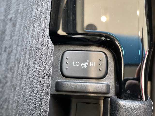 ホンダ オデッセイ ハイブリッド e:HEVアブソルート EX 埼玉県 2021(令3)年 4.4万km プラチナホワイトパール ホンダセンシング /純正10インチメモリナビ/　　CD/DVD/BT/フルセグ/HDMI /全方位カメラ /両側パワースライドドア /パワーバックドア /レーダークルーズコントロール /LEDオートライト /ハーフレザーシート/パワーシート /シートヒーター /純正18インチアルミホイール/ブラインドスポットモニター/ステアリングスイッチ/電子パーキング/純正ETC2.0