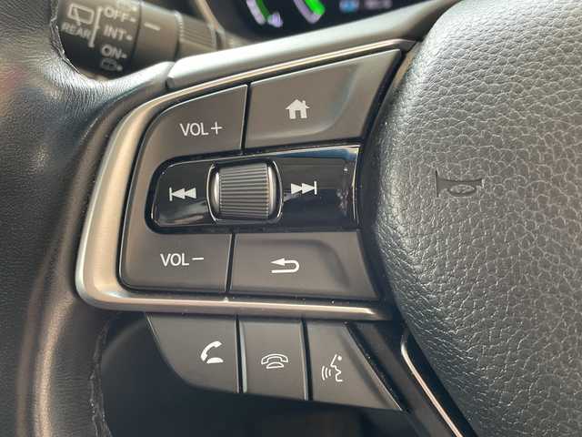 ホンダ オデッセイ ハイブリッド e:HEVアブソルート EX 埼玉県 2021(令3)年 4.4万km プラチナホワイトパール ホンダセンシング /純正10インチメモリナビ/　　CD/DVD/BT/フルセグ/HDMI /全方位カメラ /両側パワースライドドア /パワーバックドア /レーダークルーズコントロール /LEDオートライト /ハーフレザーシート/パワーシート /シートヒーター /純正18インチアルミホイール/ブラインドスポットモニター/ステアリングスイッチ/電子パーキング/純正ETC2.0