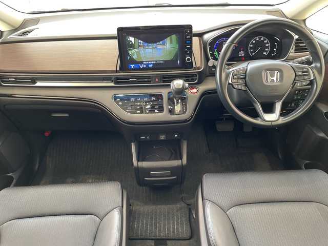 ホンダ オデッセイ ハイブリッド e:HEVアブソルート EX 埼玉県 2021(令3)年 4.4万km プラチナホワイトパール ホンダセンシング /純正10インチメモリナビ/　　CD/DVD/BT/フルセグ/HDMI /全方位カメラ /両側パワースライドドア /パワーバックドア /レーダークルーズコントロール /LEDオートライト /ハーフレザーシート/パワーシート /シートヒーター /純正18インチアルミホイール/ブラインドスポットモニター/ステアリングスイッチ/電子パーキング/純正ETC2.0