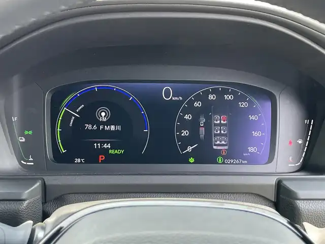 ホンダ ステップワゴン スパーダ eHEV プレミアムライン 香川県 2022(令4)年 3万km プラチナホワイトパール 登録時走行距離：29267km/純正SDナビゲーション/→CD/DVD 再生/→フルセグTV/全方位カメラ/ビルトインETC/ステアリングリモコン/レーダークルーズコントロール/シートヒーター/パワーシート/両側パワースライド/前後コーナーセンサー/LEDオートライト/フォグランプ/電格ウィンカーミラー/レーンキープアシスト/横滑り防止装置/衝突被害軽減システム/スマートキー