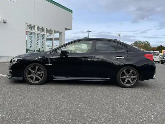 スバル ＷＲＸ Ｓ４ 2．0GT‐S アイサイト 青森県 2015(平27)年 9.3万km クリスタルブラックシリカ 4WD/社外ナビ/フルセグTV/CD/DVD/BT/バックカメラ/ドライブレコーダー/前席シートヒーター/前席パワーシート/レザーシート/D席シートメモリ