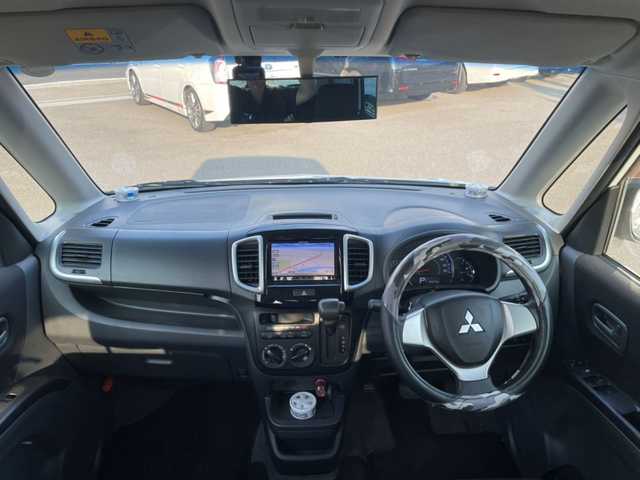 三菱 デリカＤ：２ リミテッド 和歌山県 2015(平27)年 3.5万km パールホワイト (株)IDOMが運営する【じしゃロン和歌山店】の自社ローン対象車両になります。こちらは現金ご利用時の価格です。/自社ローンご希望の方は別途その旨お申付け下さい。/純正SDナビ/　(AM/FM/ワンセグ/CD/DVD/BT)/ETC/純正フロアマット/片側パワースライド