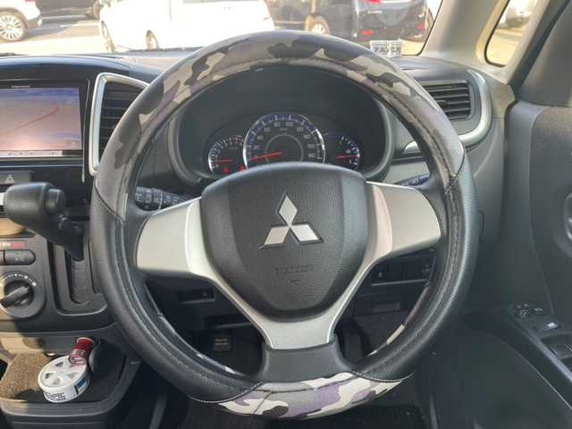 三菱 デリカＤ：２ リミテッド 和歌山県 2015(平27)年 3.5万km パールホワイト (株)IDOMが運営する【じしゃロン和歌山店】の自社ローン対象車両になります。こちらは現金ご利用時の価格です。/自社ローンご希望の方は別途その旨お申付け下さい。/純正SDナビ/　(AM/FM/ワンセグ/CD/DVD/BT)/ETC/純正フロアマット/片側パワースライド