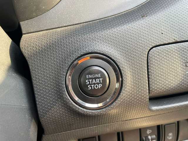 三菱 デリカＤ：２ リミテッド 和歌山県 2015(平27)年 3.5万km パールホワイト (株)IDOMが運営する【じしゃロン和歌山店】の自社ローン対象車両になります。こちらは現金ご利用時の価格です。/自社ローンご希望の方は別途その旨お申付け下さい。/純正SDナビ/　(AM/FM/ワンセグ/CD/DVD/BT)/ETC/純正フロアマット/片側パワースライド