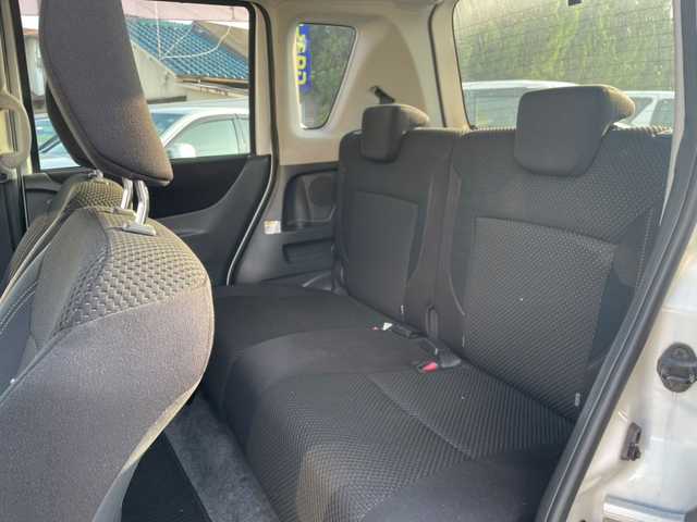 三菱 デリカＤ：２ リミテッド 和歌山県 2015(平27)年 3.5万km パールホワイト (株)IDOMが運営する【じしゃロン和歌山店】の自社ローン対象車両になります。こちらは現金ご利用時の価格です。/自社ローンご希望の方は別途その旨お申付け下さい。/純正SDナビ/　(AM/FM/ワンセグ/CD/DVD/BT)/ETC/純正フロアマット/片側パワースライド