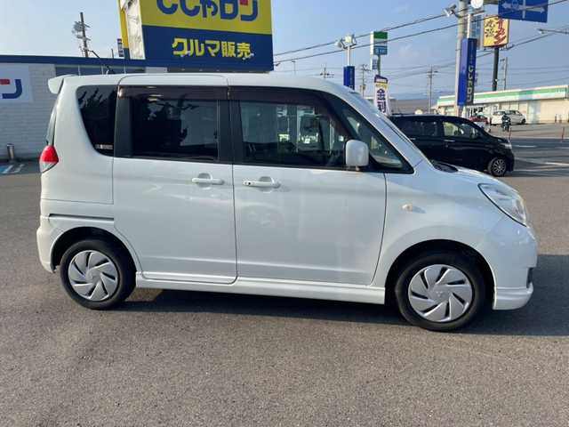 三菱 デリカＤ：２ リミテッド 和歌山県 2015(平27)年 3.5万km パールホワイト (株)IDOMが運営する【じしゃロン和歌山店】の自社ローン対象車両になります。こちらは現金ご利用時の価格です。/自社ローンご希望の方は別途その旨お申付け下さい。/純正SDナビ/　(AM/FM/ワンセグ/CD/DVD/BT)/ETC/純正フロアマット/片側パワースライド