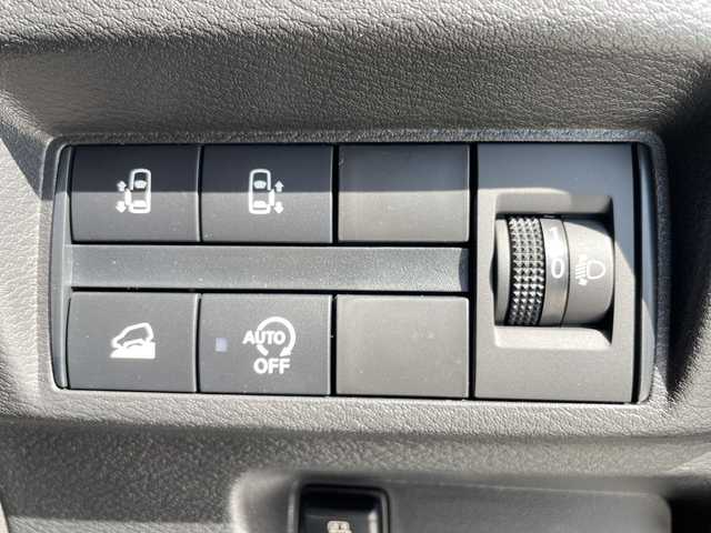 三菱 デリカミニ T プレミアム 愛知県 2025(令7)年 0.1千km ＤグリーンＭ マイパイロット/届出済未使用車/純正9型ディスプレイ/全方位カメラ/両側パワースライドドア/クルーズコントロール/シートヒーター/バックカメラ/コーナーセンサー/純正アルミホイール/ルーフレール/純正アルミホイール/LEDヘッドライト/パドルシフト/ステアリングヒーター/インテリジェントミラー/オートマチックハイビーム/衝突軽減システム/フルセグ/Bluetooth/ステアリングスイッチ/スマートキー/プッシュスタート