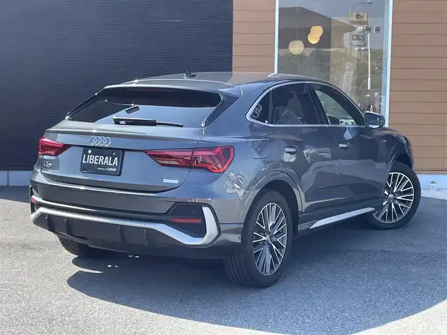 アウディ アウディ Ｑ３ SB 35TDIクワトロ Sライン 栃木県 2020(令2)年 3.3万km デイトナグレーパールエフェクト ワンオーナー /スタッドレスAW付き積込/Bang&Olufsen/アドバンストキー /ナビ/AppleCarPlay/全方位カメラ/ETC/ACC/パワーテールゲート/LEDヘッドライト/オートライト/リヤシーケンシャルインジケーター/バーチャルコックピット/パーキングエイド /ブラインドスポット /レーンキープアシスト/ドライブレコーダー/アンビエントライト