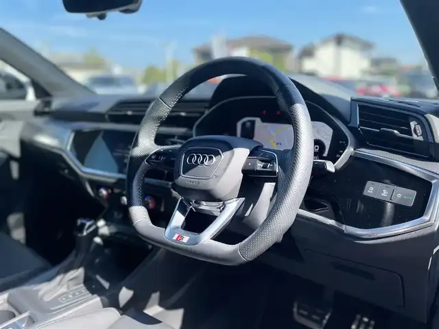 アウディ アウディ Ｑ３ SB 35TDIクワトロ Sライン 栃木県 2020(令2)年 3.3万km デイトナグレーパールエフェクト ワンオーナー /スタッドレスAW付き積込/Bang&Olufsen/アドバンストキー /ナビ/AppleCarPlay/全方位カメラ/ETC/ACC/パワーテールゲート/LEDヘッドライト/オートライト/リヤシーケンシャルインジケーター/バーチャルコックピット/パーキングエイド /ブラインドスポット /レーンキープアシスト/ドライブレコーダー/アンビエントライト
