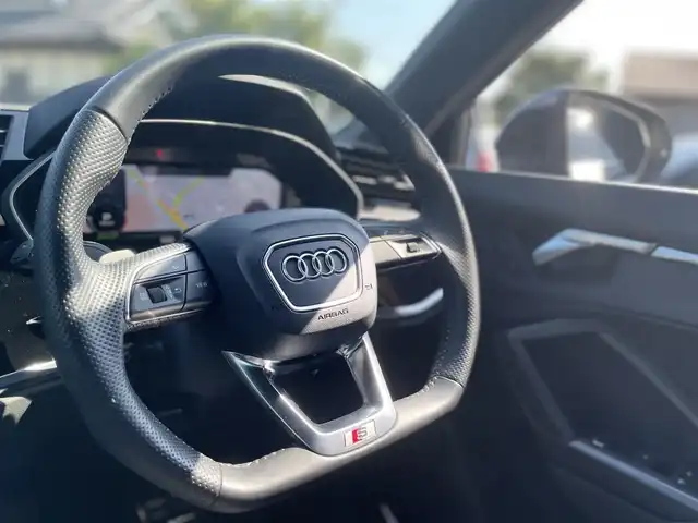 アウディ アウディ Ｑ３ SB 35TDIクワトロ Sライン 栃木県 2020(令2)年 3.3万km デイトナグレーパールエフェクト ワンオーナー /スタッドレスAW付き積込/Bang&Olufsen/アドバンストキー /ナビ/AppleCarPlay/全方位カメラ/ETC/ACC/パワーテールゲート/LEDヘッドライト/オートライト/リヤシーケンシャルインジケーター/バーチャルコックピット/パーキングエイド /ブラインドスポット /レーンキープアシスト/ドライブレコーダー/アンビエントライト