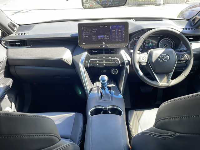 トヨタ ハリアー Z 大阪府 2020(令2)年 0.9万km ホワイトパールクリスタルシャイン ワンオーナー/ビルトインETC2.0/アラウンドビューモニター/デジタルインナーミラー/Rクルーズコントロール/パワーシート/パワーバックドア/純正ナビ/-フルセグ/AM/FM/Bluetooth/コーナーセンサー/ドライブレコーダー/イモビライザー/純正マット/電格ミラー