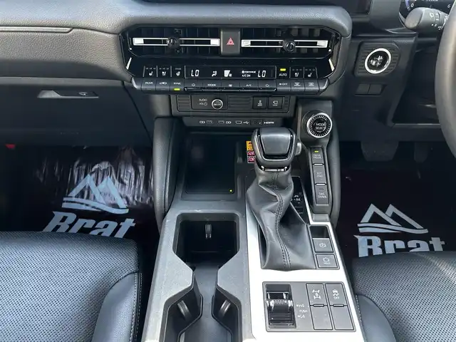 トヨタ ランドクルーザー ２５０ VX 道北・旭川 2024(令6)年 1.3万km アバンギャルドブロンズメタリック ワンオーナー/JBLサウンドシステム/全方位カメラ/フルセグTV/トヨタチームメイト/モデリスタパッケージ（フロント、リア）/モデリスタフェンダーガーニッシュ/丸目ヘッドライト/おくだけ充電/レザーシート/前席シートヒーター＆クーラー/ステアリングヒーター/デジタルインナーミラー（ドラレコ機能付き）/コーナーセンサー/ブラインドスポットモニター/パワーバックドア